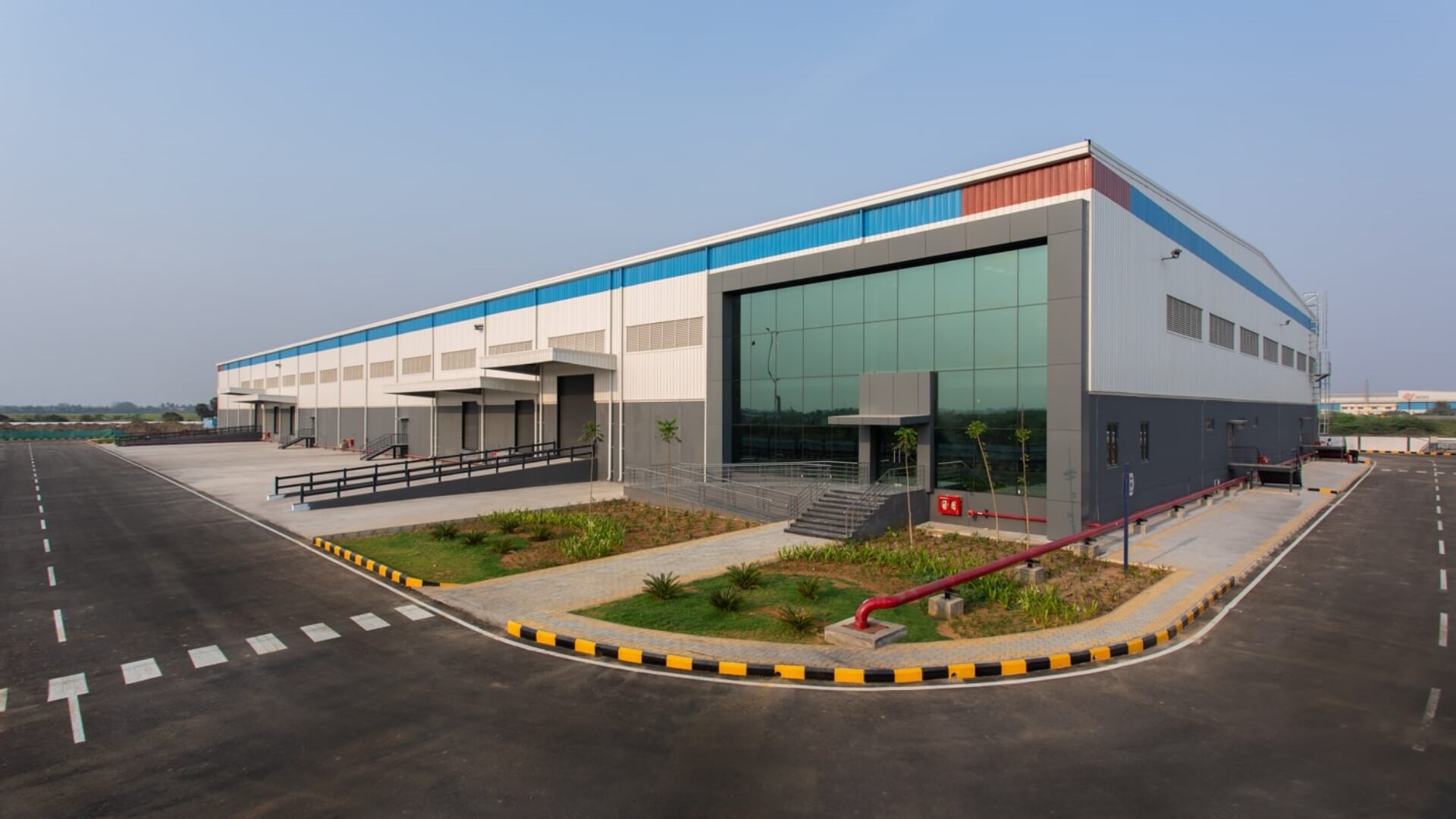 supply chain warehouse