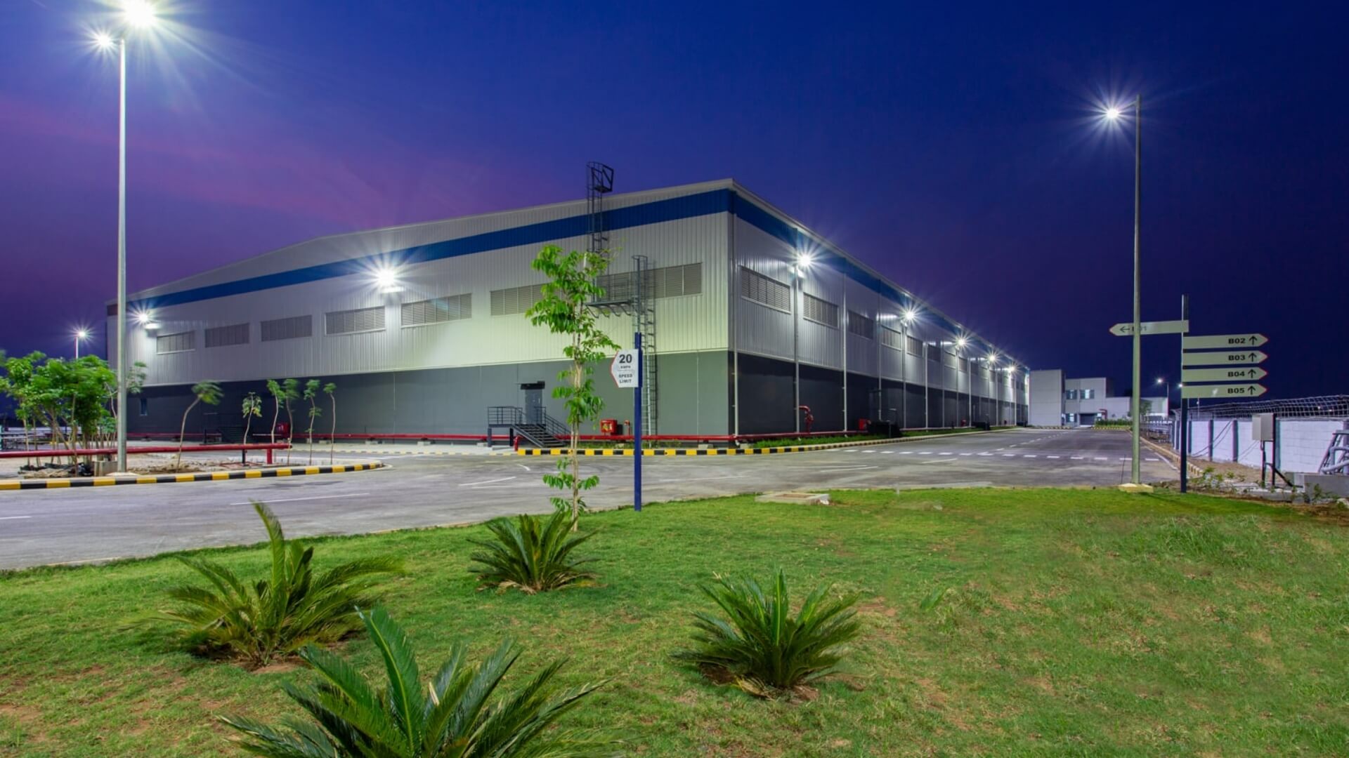 supply chain warehouse